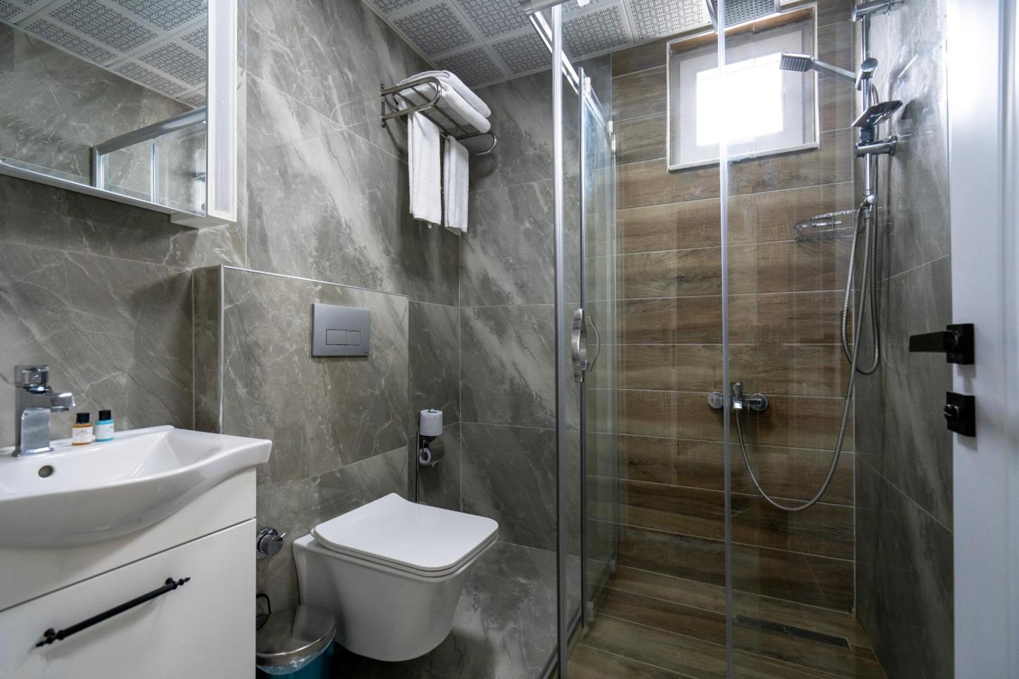 Mira Hotel Αττάλεια Εξωτερικό φωτογραφία